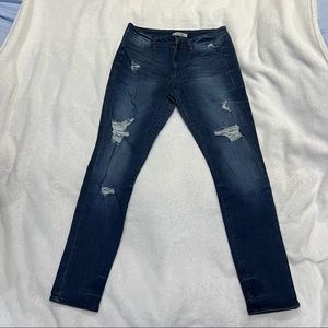 Stretch skinny jeans
